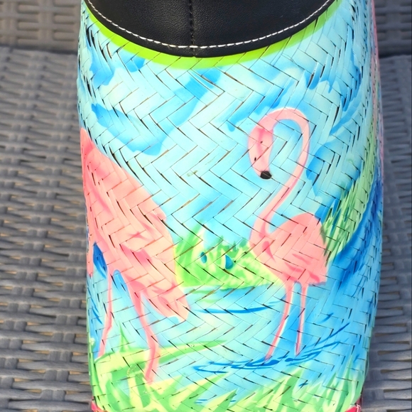 Hand Painted Flamingo Wicker Purse Artist: Paul Brent for Sun & Sand - Picture 4 of 10